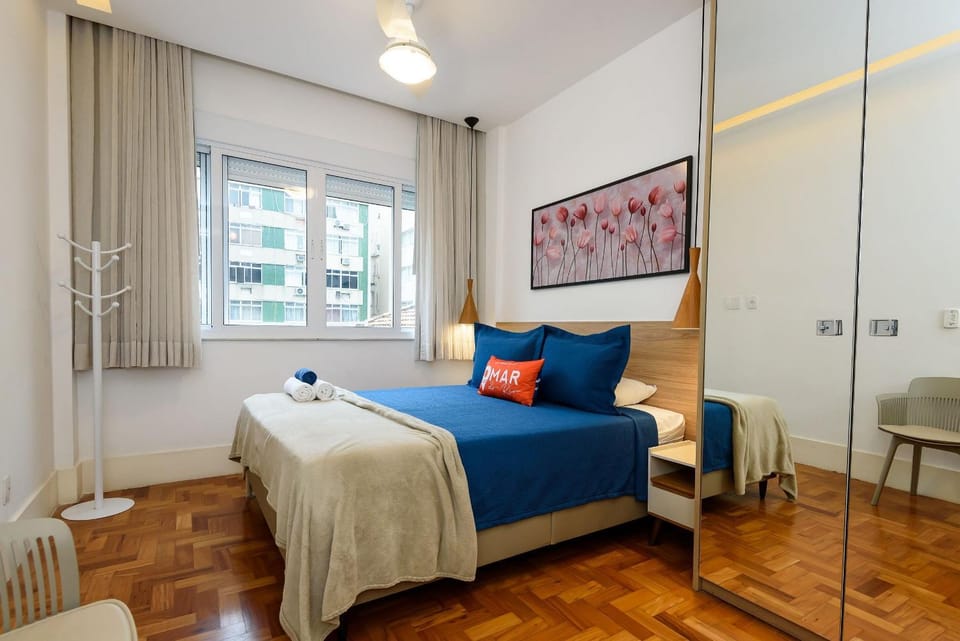 3BDRs w/ Garage 250m from the Beach | RP 14/504 Apartment in Rio de Janeiro