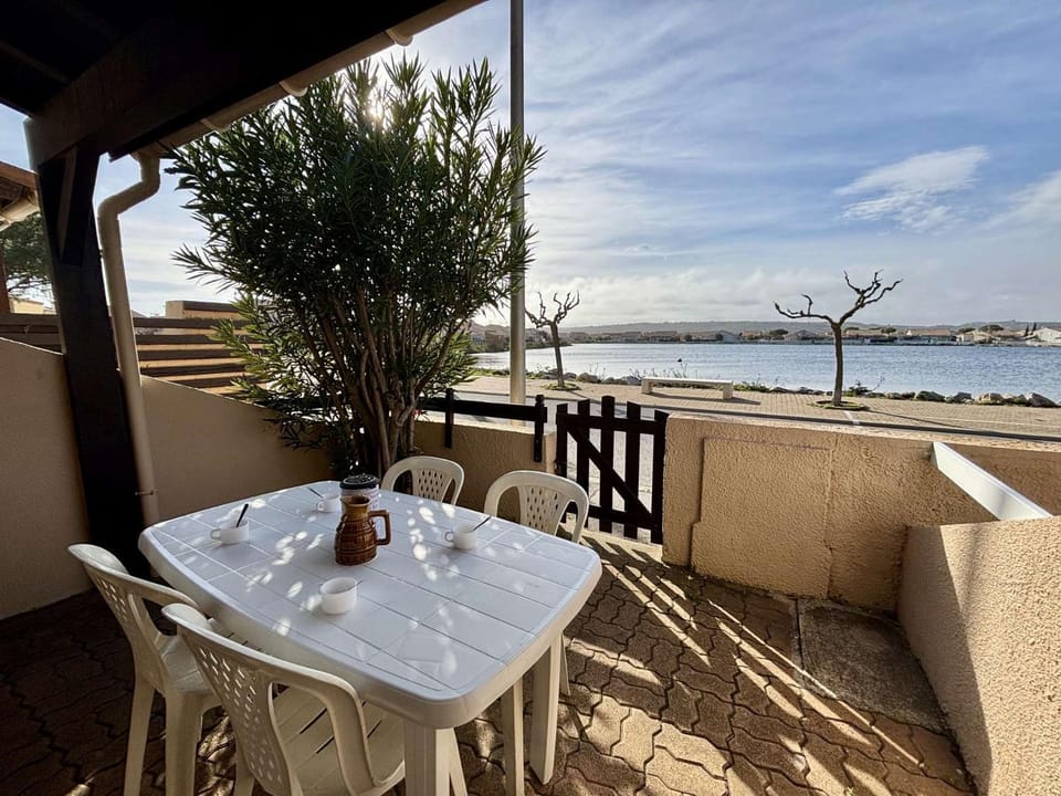 Patio, Natural landscape, View (from property/room), Balcony/Terrace, Lake view