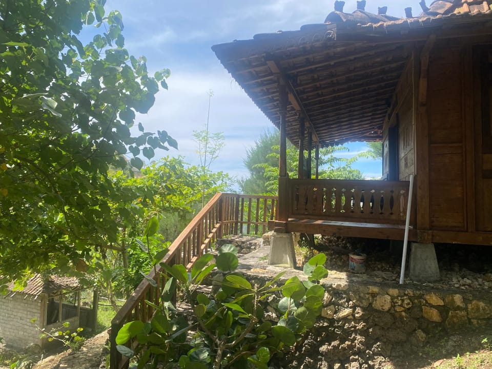 Fam Sugiono Cottage - Wooden House House in Special Region of Yogyakarta
