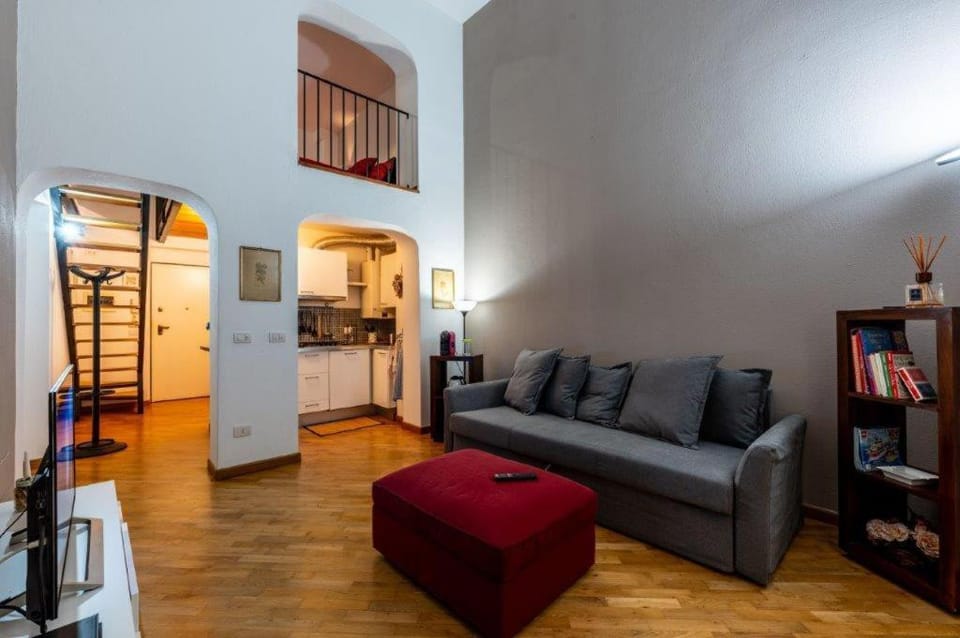 Kitchen or kitchenette, Living room, Seating area, pet friendly, stove