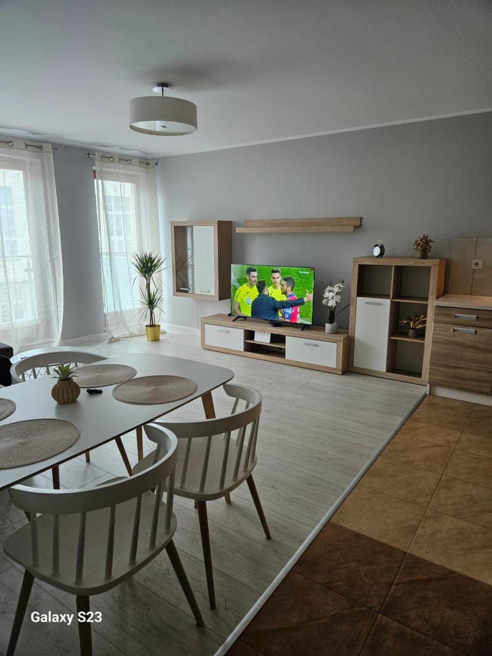 Living room, Seating area, Dining area, pet friendly