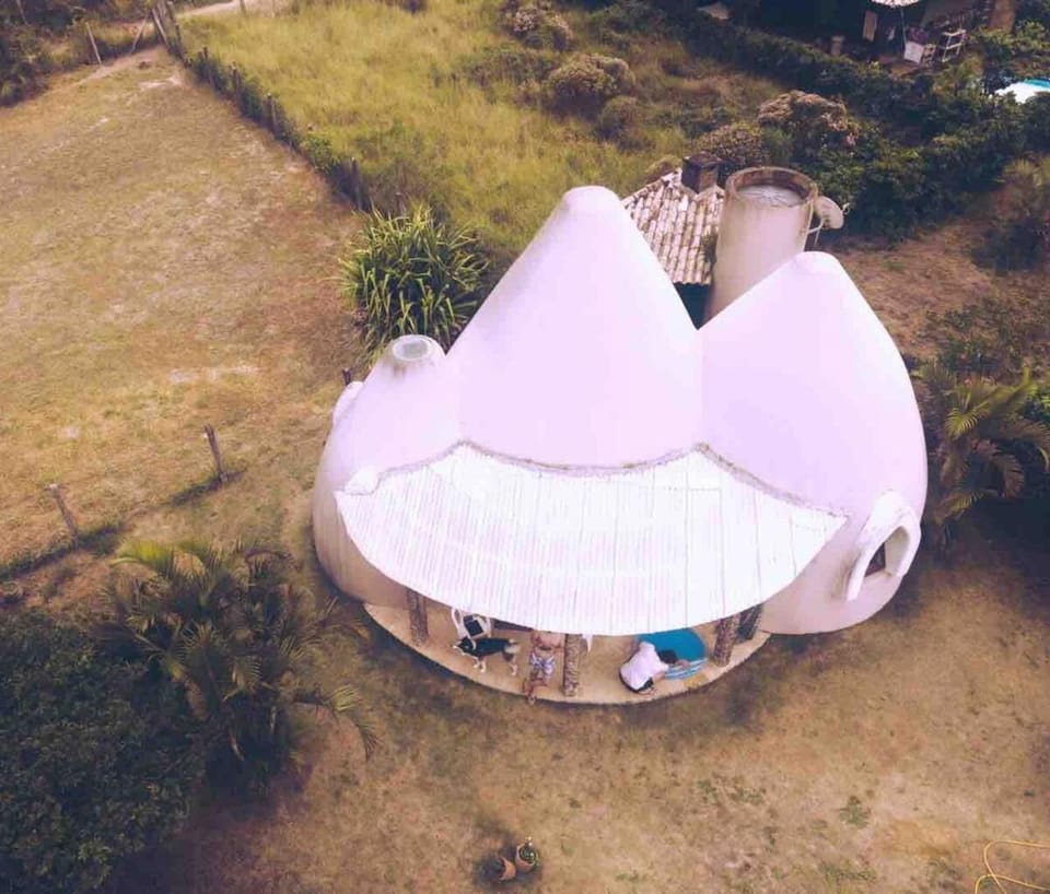 Casa Domos inteira, Privacidade, Pátio ideal para Pets House in Imbituba