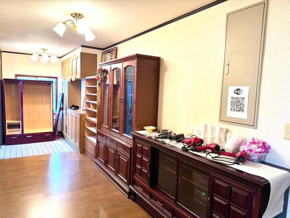 Mito House up to 22 Pax House in Osaka