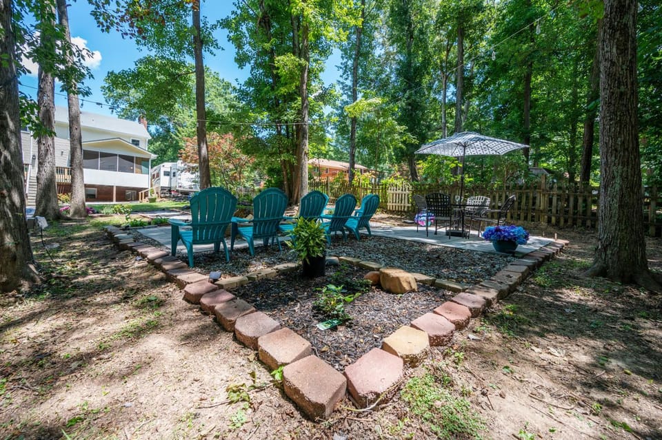 Day, Garden view