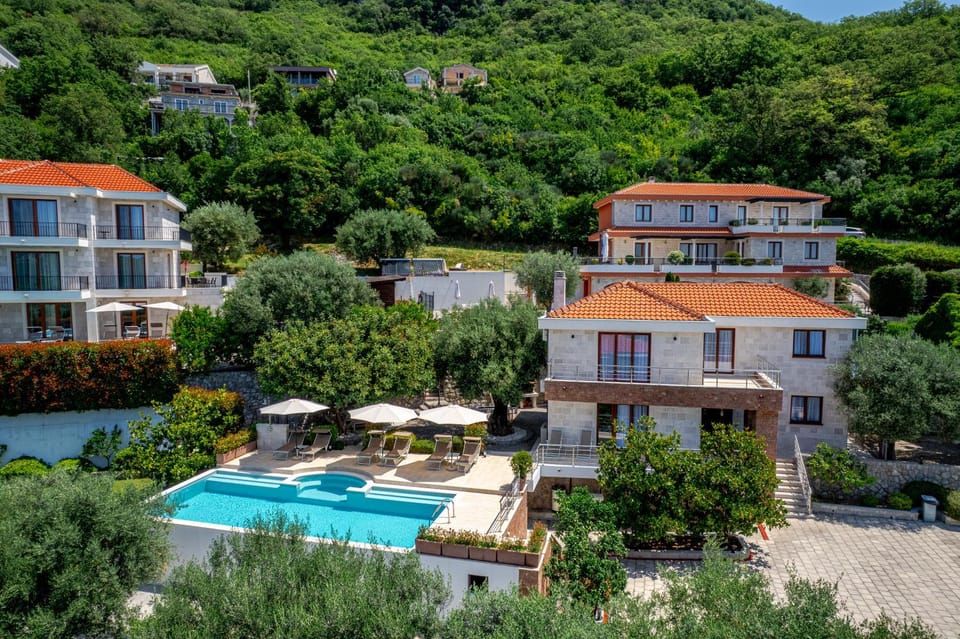 Villa Svinjista Villa in Budva Municipality