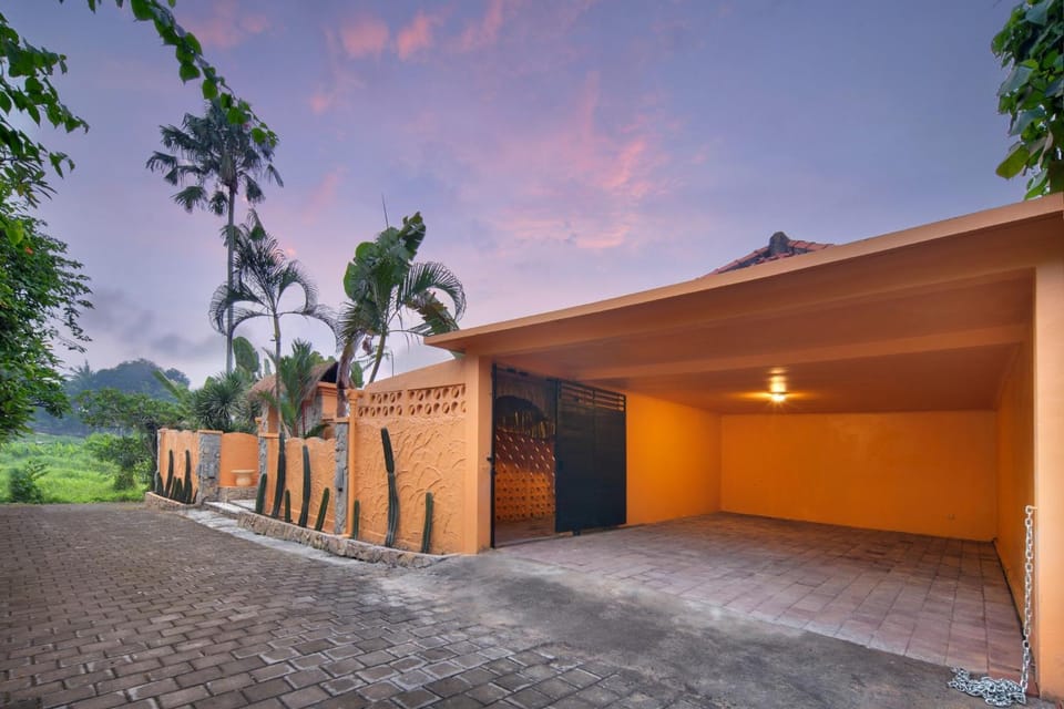 Property building, Property building