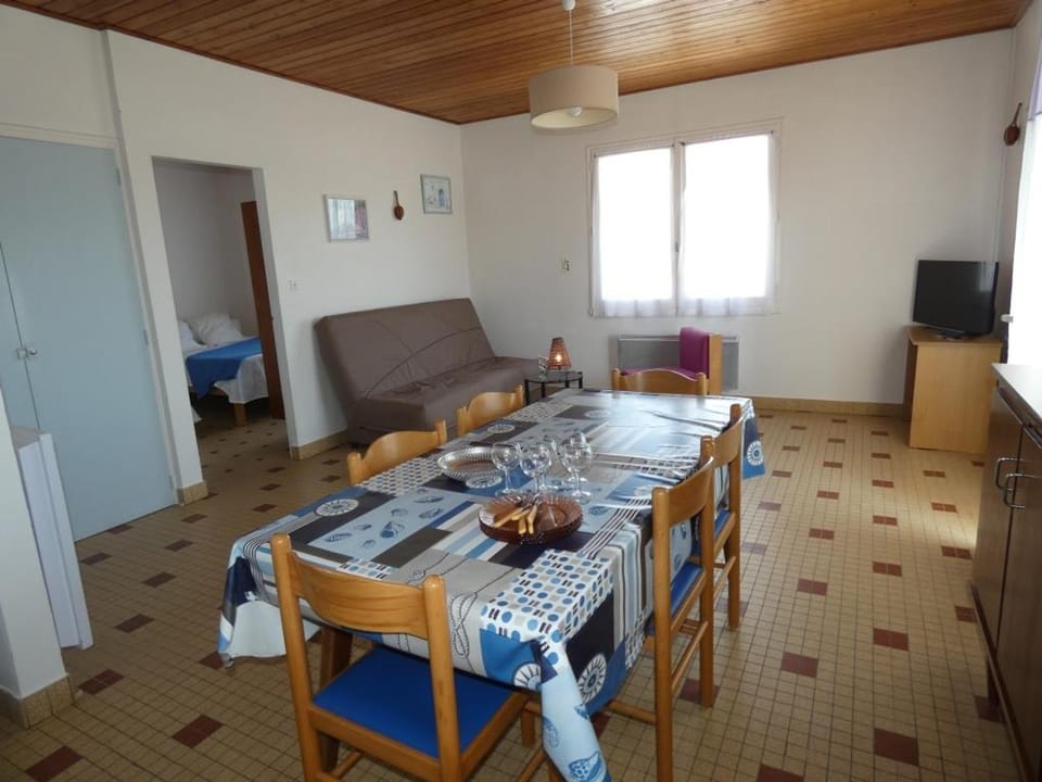 Appartement lumineux, balcon sud, animaux admis, proche forêt - FR-1-540-296 Apartment in Notre-Dame-de-Monts
