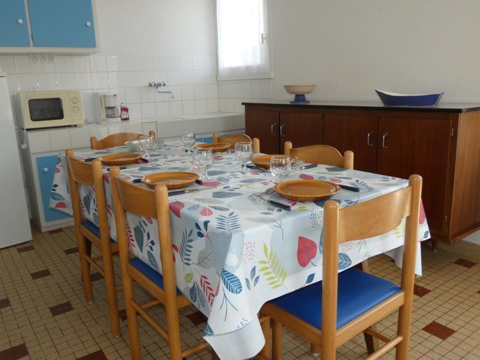 Notre-Dame-de-Monts - Appartement 5 pers avec terrasse - FR-1-540-298 Apartment in Notre-Dame-de-Monts