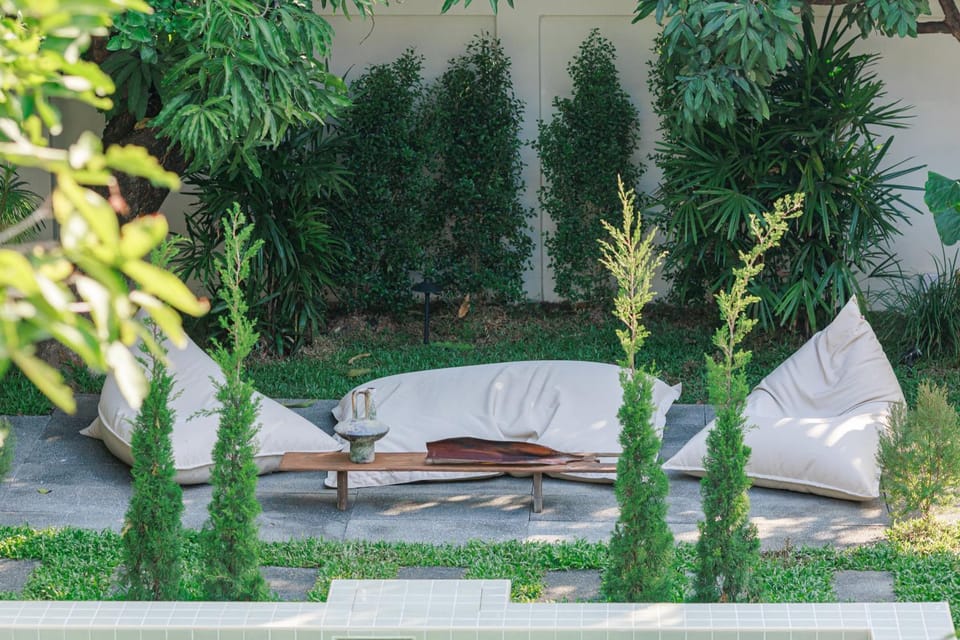Patio, Garden, Seating area