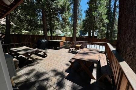 Spacious Tahoe Hot Tub and Beach House in Kings Beach