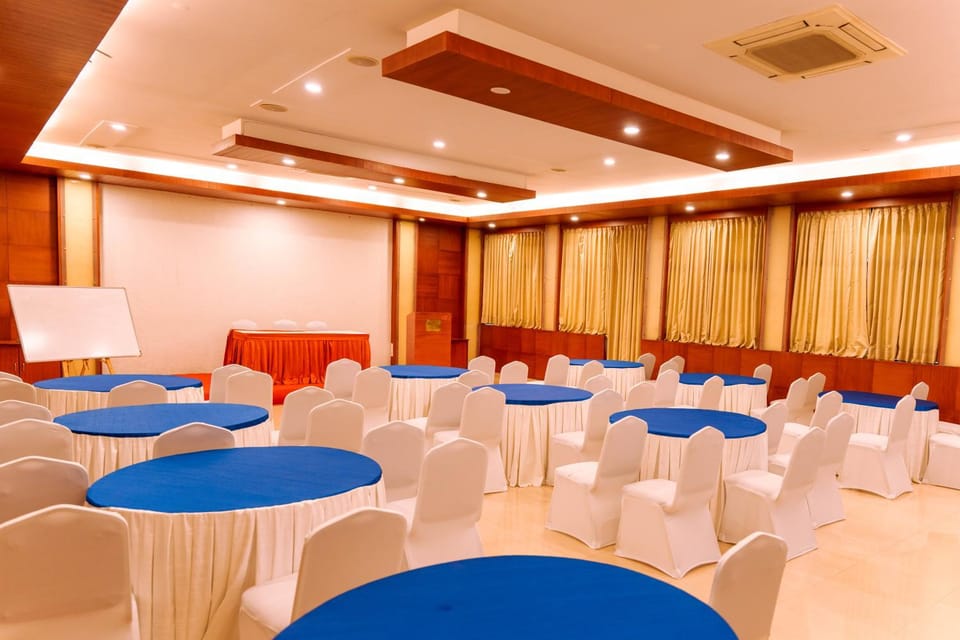 Banquet/Function facilities, Meeting/conference room