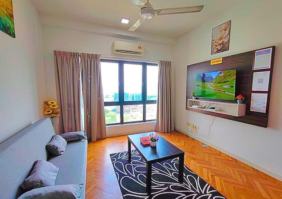 TV and multimedia, Living room, Seating area, air conditioner