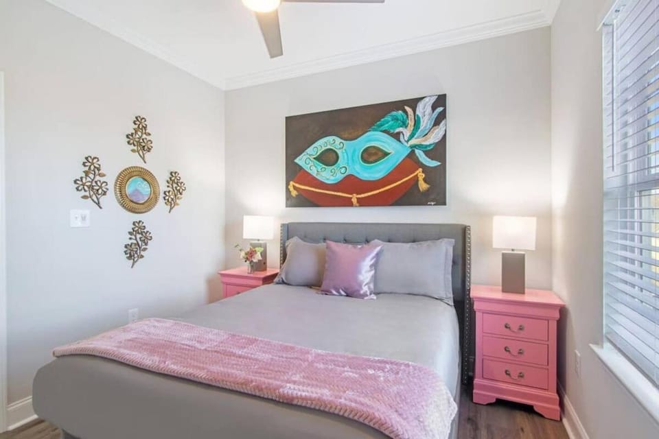 Breathtaking Spacious Art Filled 5BR home near FQ House in New Orleans