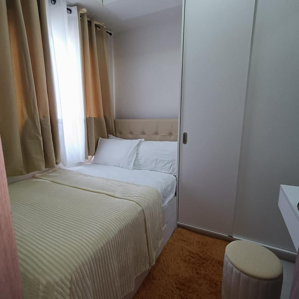 Field Residence Cozy Condo In Paranaque Apartment hotel in Las Pinas