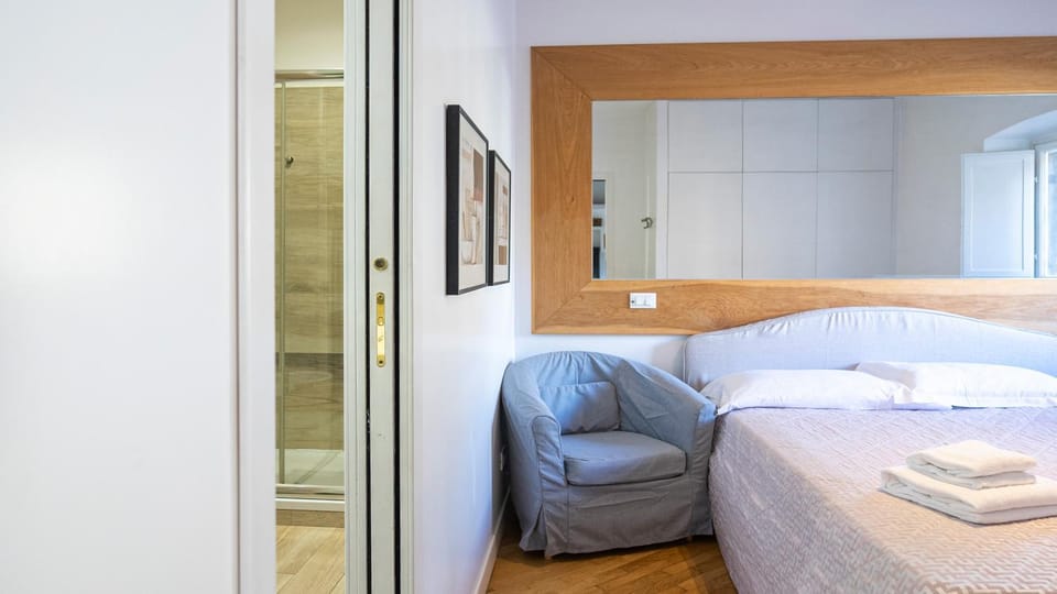 Bed, Bedroom, towels, wardrobe