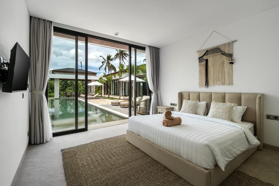 Bed, TV and multimedia, Bedroom, air conditioner