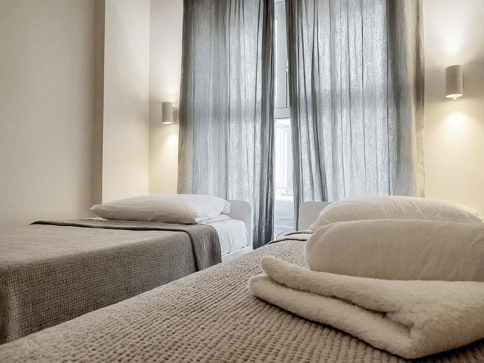 Calliope Suite 4 with Acropolis rooftop access Apartment in Athens