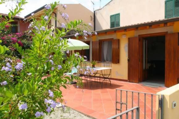 Casa Gialla House in Sicily