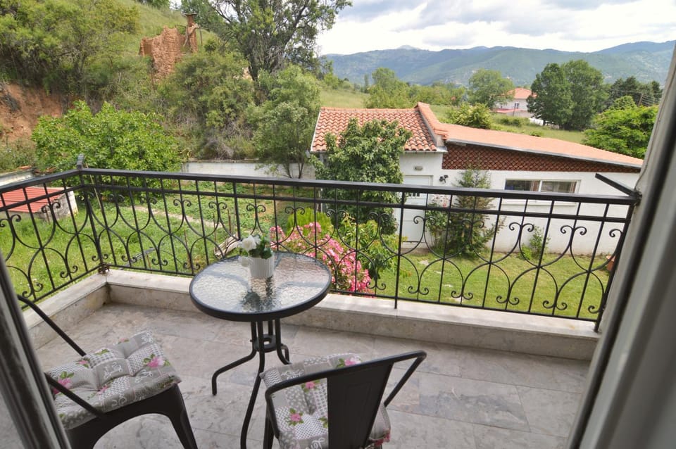 Day, Natural landscape, View (from property/room), Balcony/Terrace, Mountain view