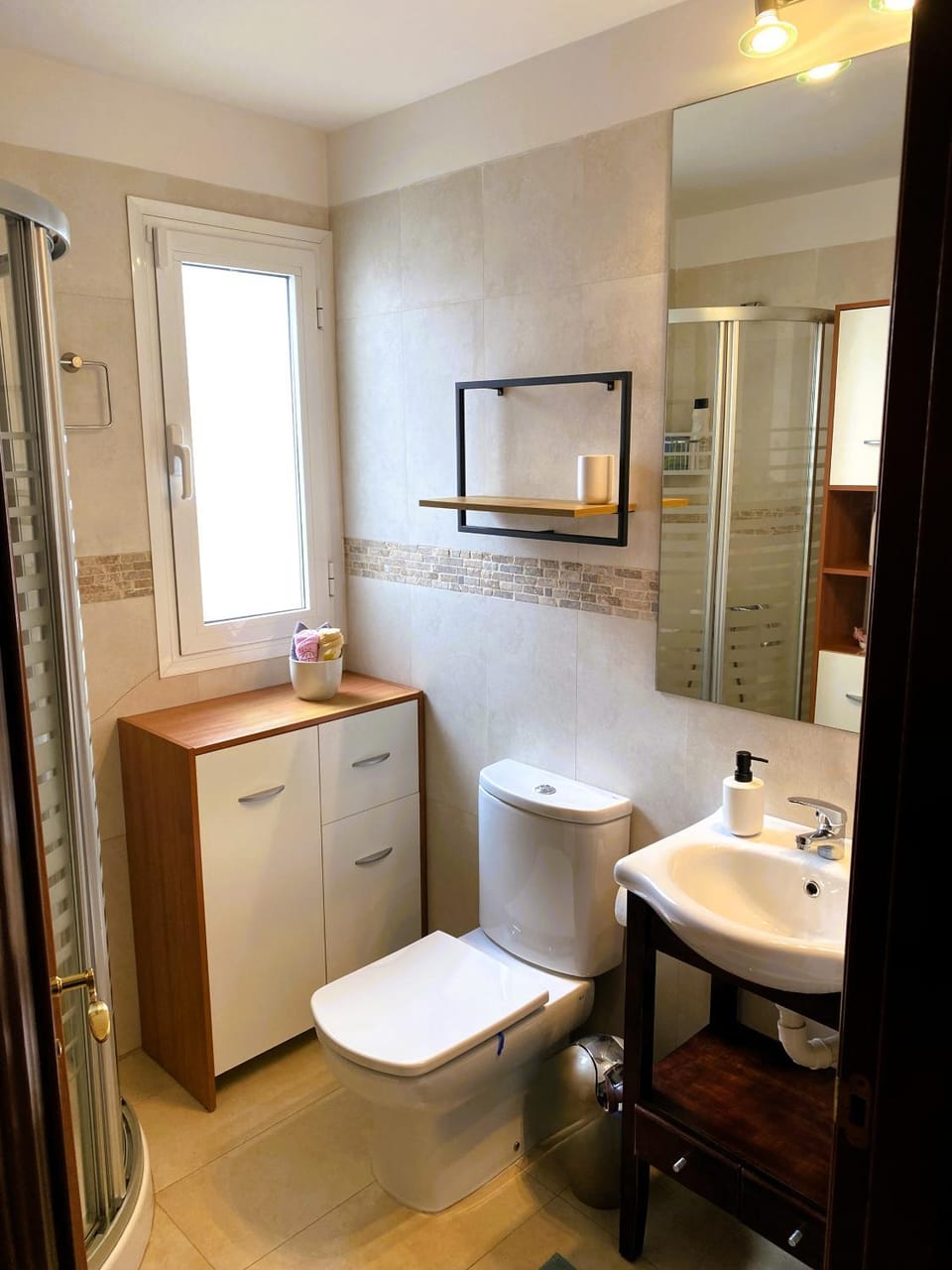 Shower, Bathroom, towels