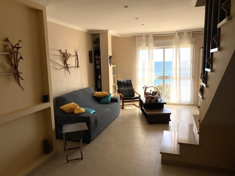 Living room, Sea view