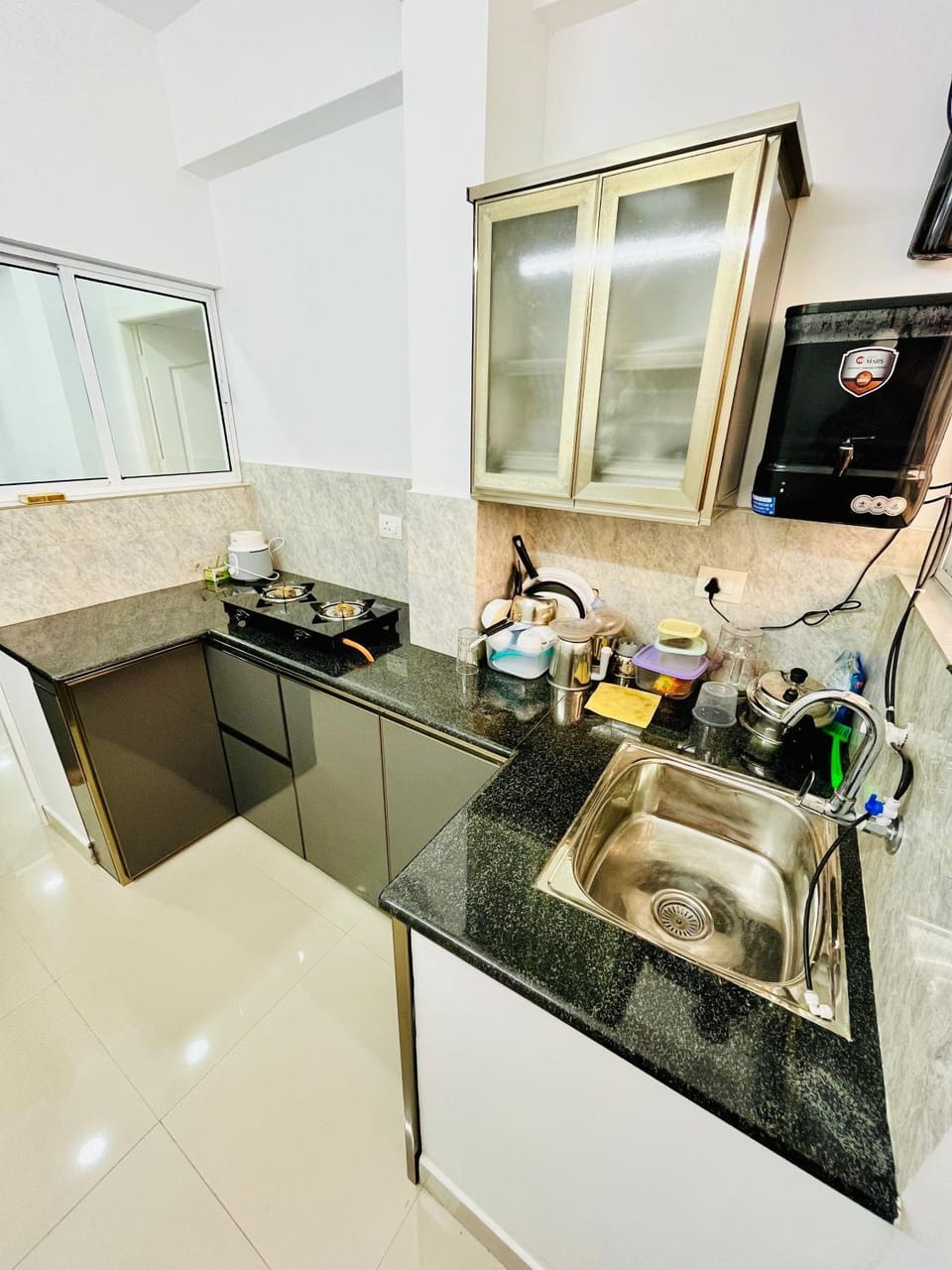 Kitchen or kitchenette