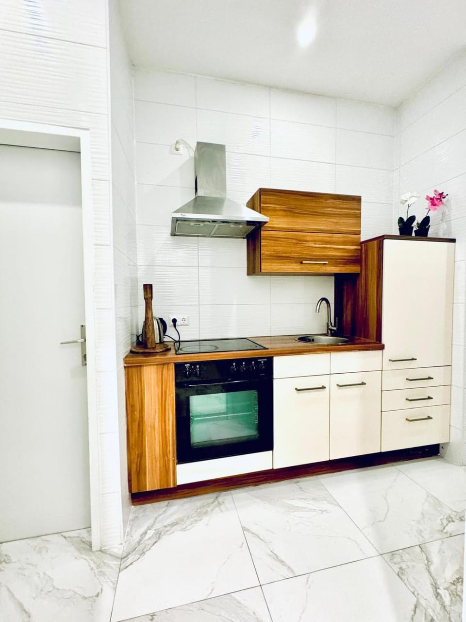 Kitchen or kitchenette, stove