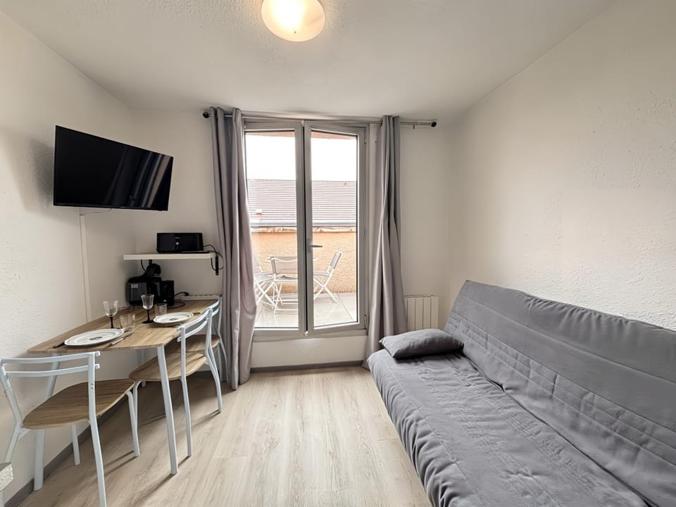 T2 23m2 Confort calme Centre ville Paray app 408 Apartment in Paray-le-Monial
