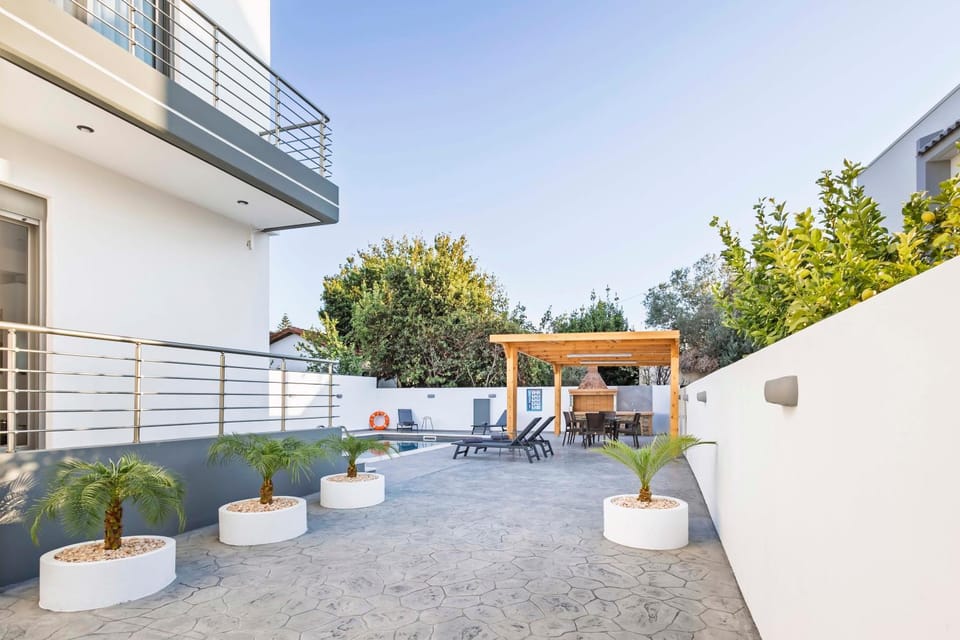 Property building, Patio, Day