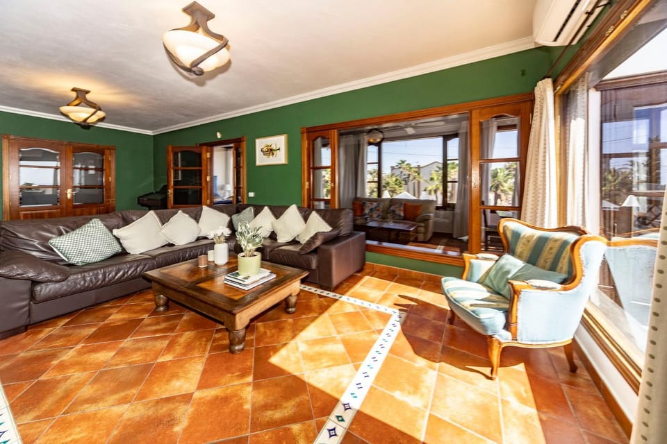 Luxury House Panoramic Sea Views Villa in Isla de Lanzarote