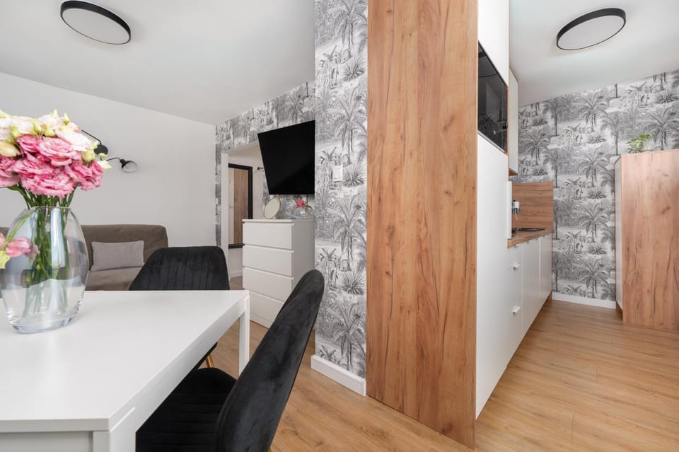 Apartamenty Izerskie Górska 8 - blisko Park i Dom Zdrojowy oraz wyjście na Sky Walk Apartment in Lower Silesian Voivodeship