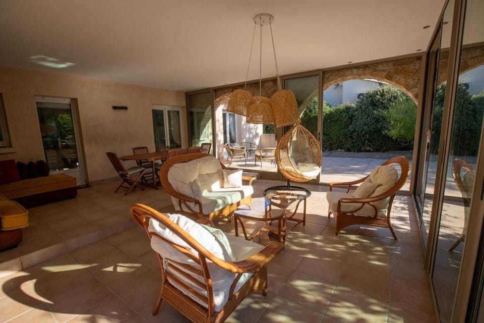Patio, Balcony/Terrace