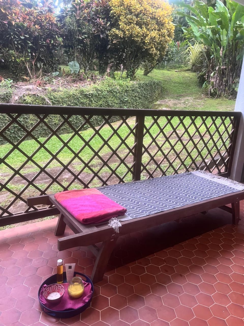 Natural landscape, Massage