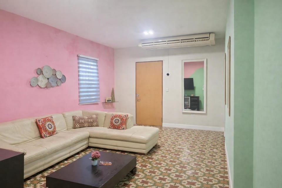 TV and multimedia, Living room, internet, air conditioner