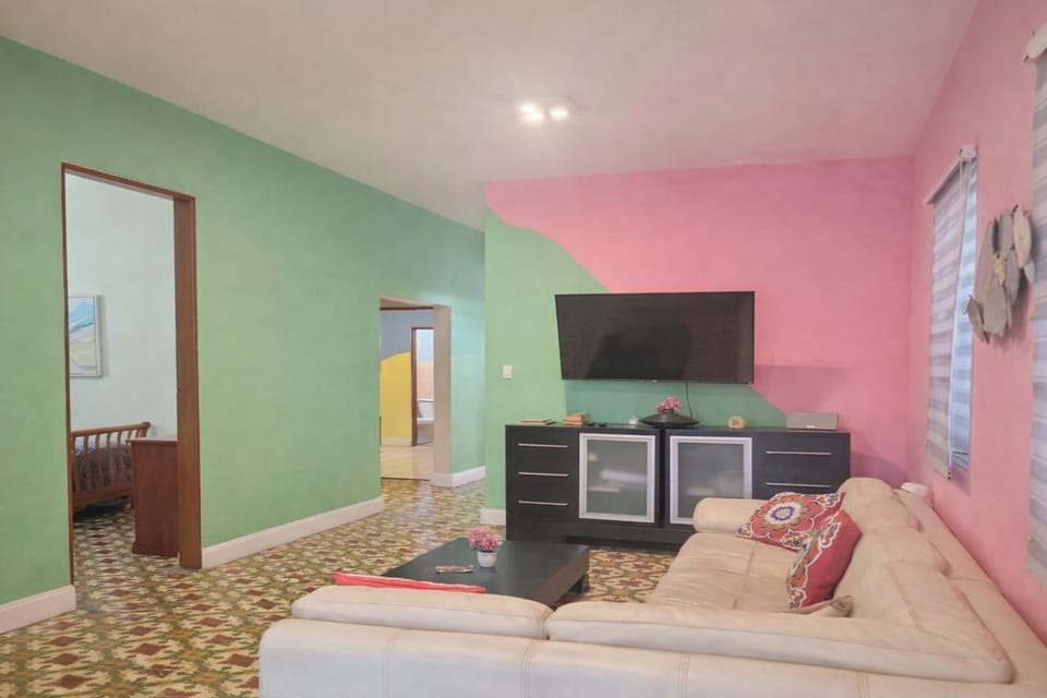 TV and multimedia, Living room, internet, air conditioner