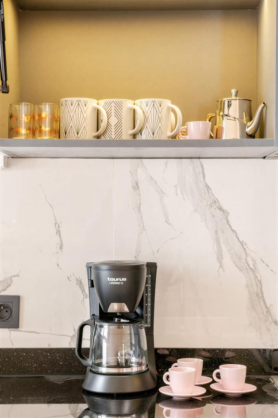 Coffee/tea facilities