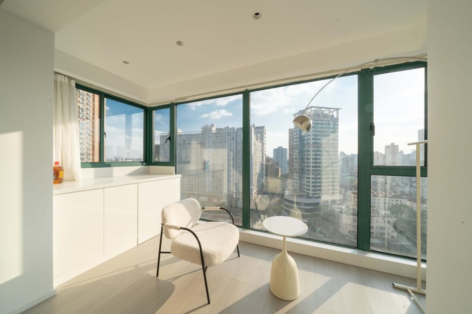 View (from property/room), Balcony/Terrace, Living room, Seating area