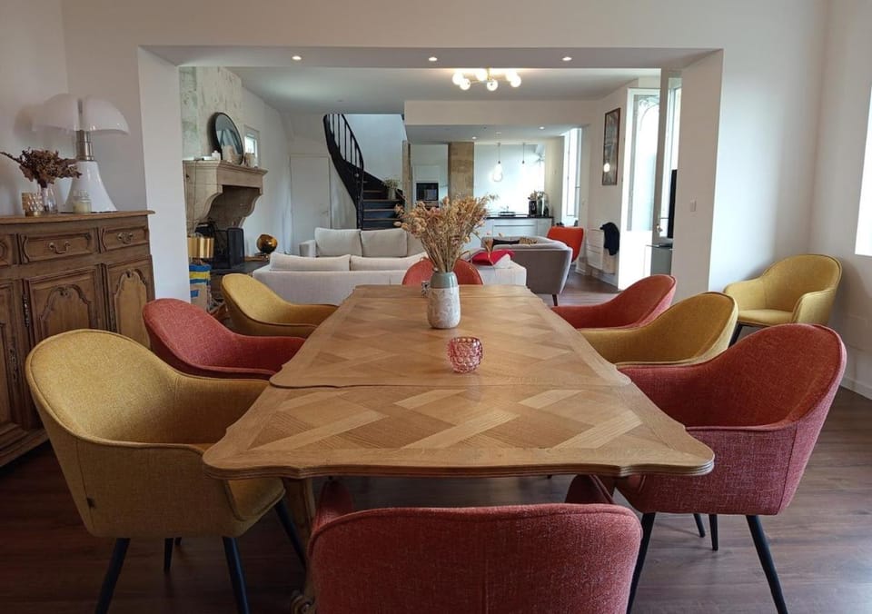 Banquet/Function facilities, Dining area