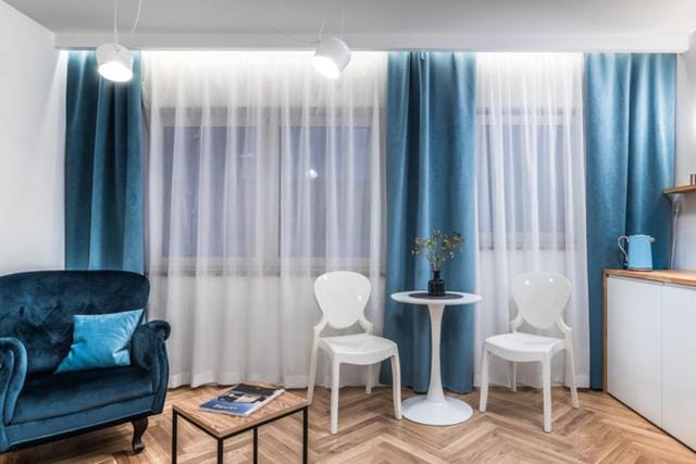 Kitchen or kitchenette, Living room, Bedroom