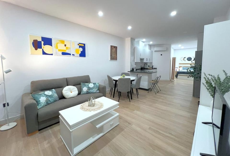 Evans Realty BM Lujoso y moderno estudio Apartment in Malaga