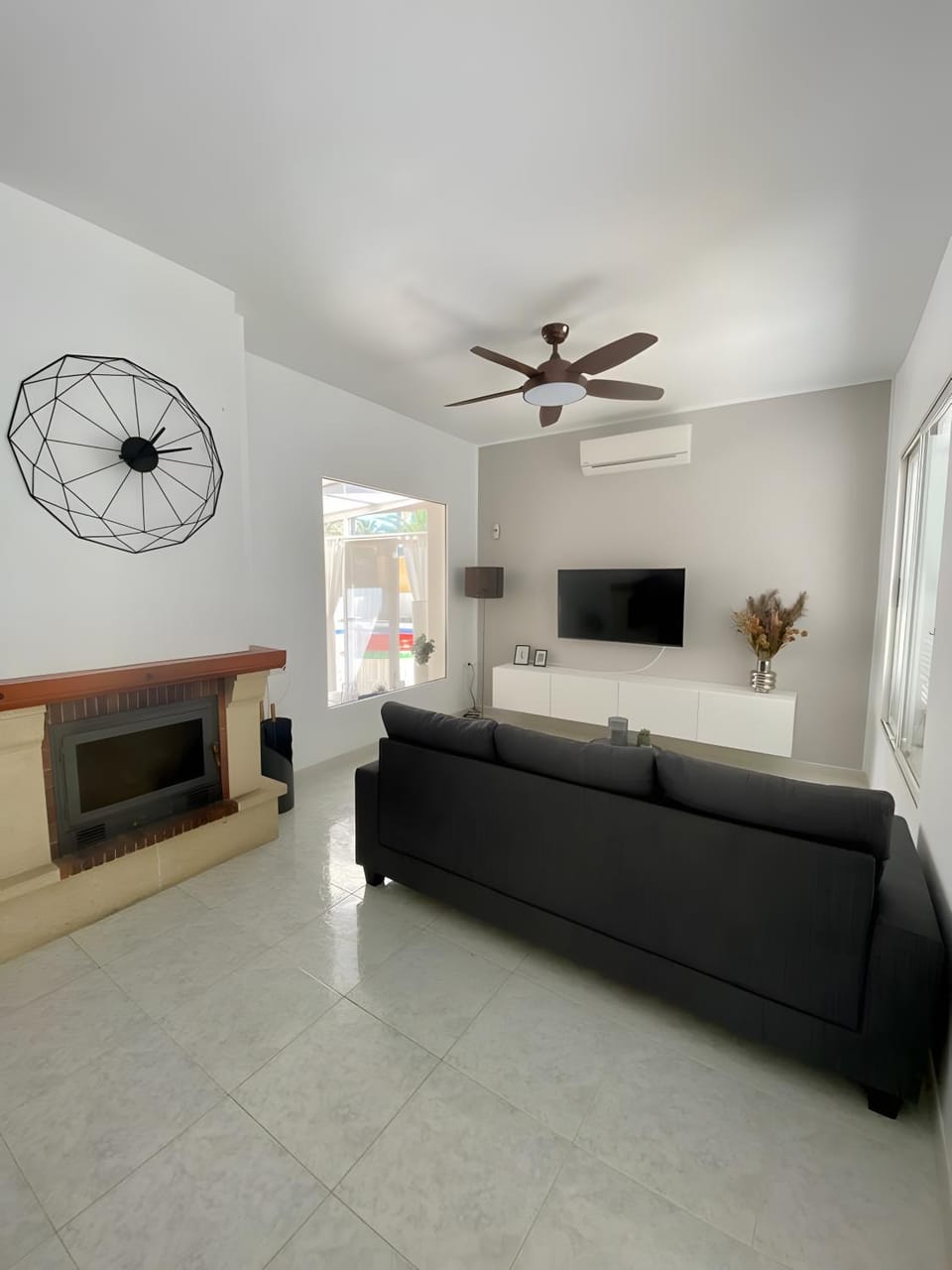 Property building, Living room