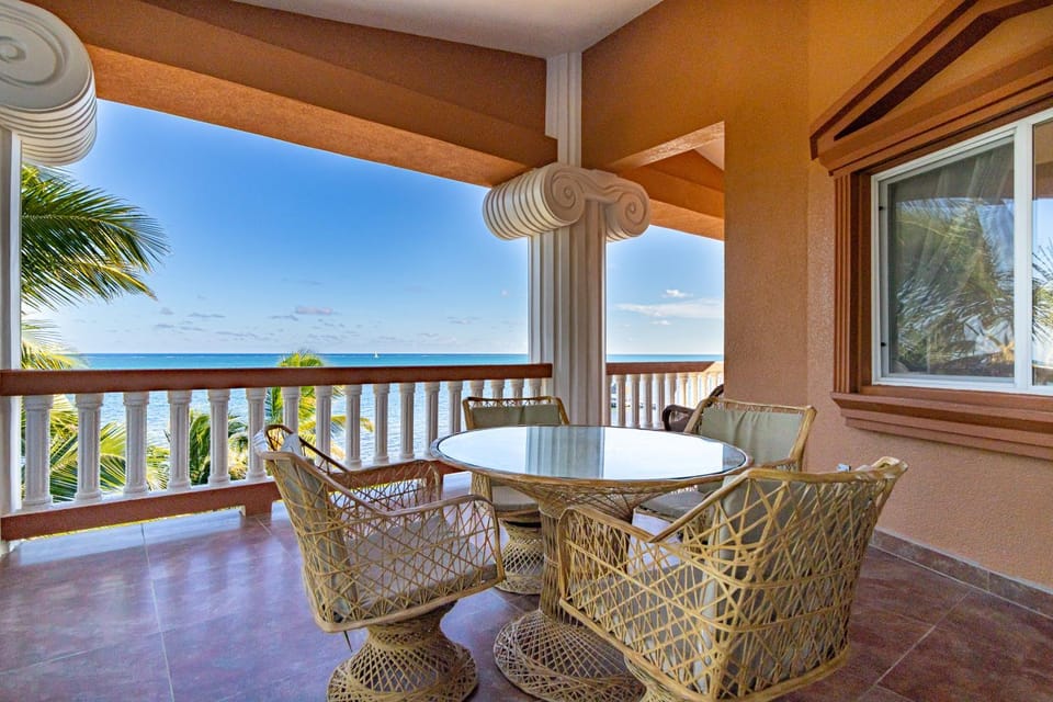 Day, Natural landscape, View (from property/room), Balcony/Terrace, Seating area, Sea view