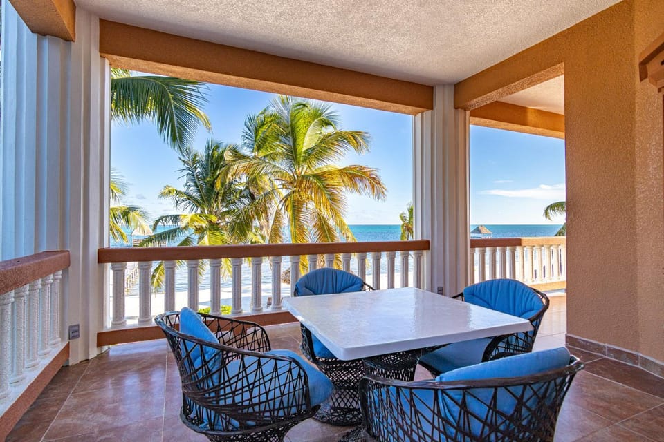 Patio, Natural landscape, Balcony/Terrace, Seating area, Sea view