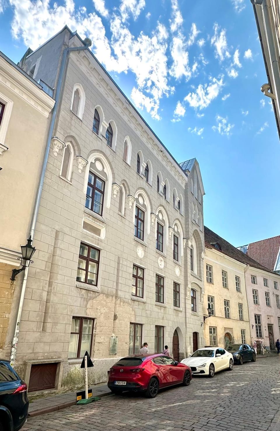 Property building, Street view