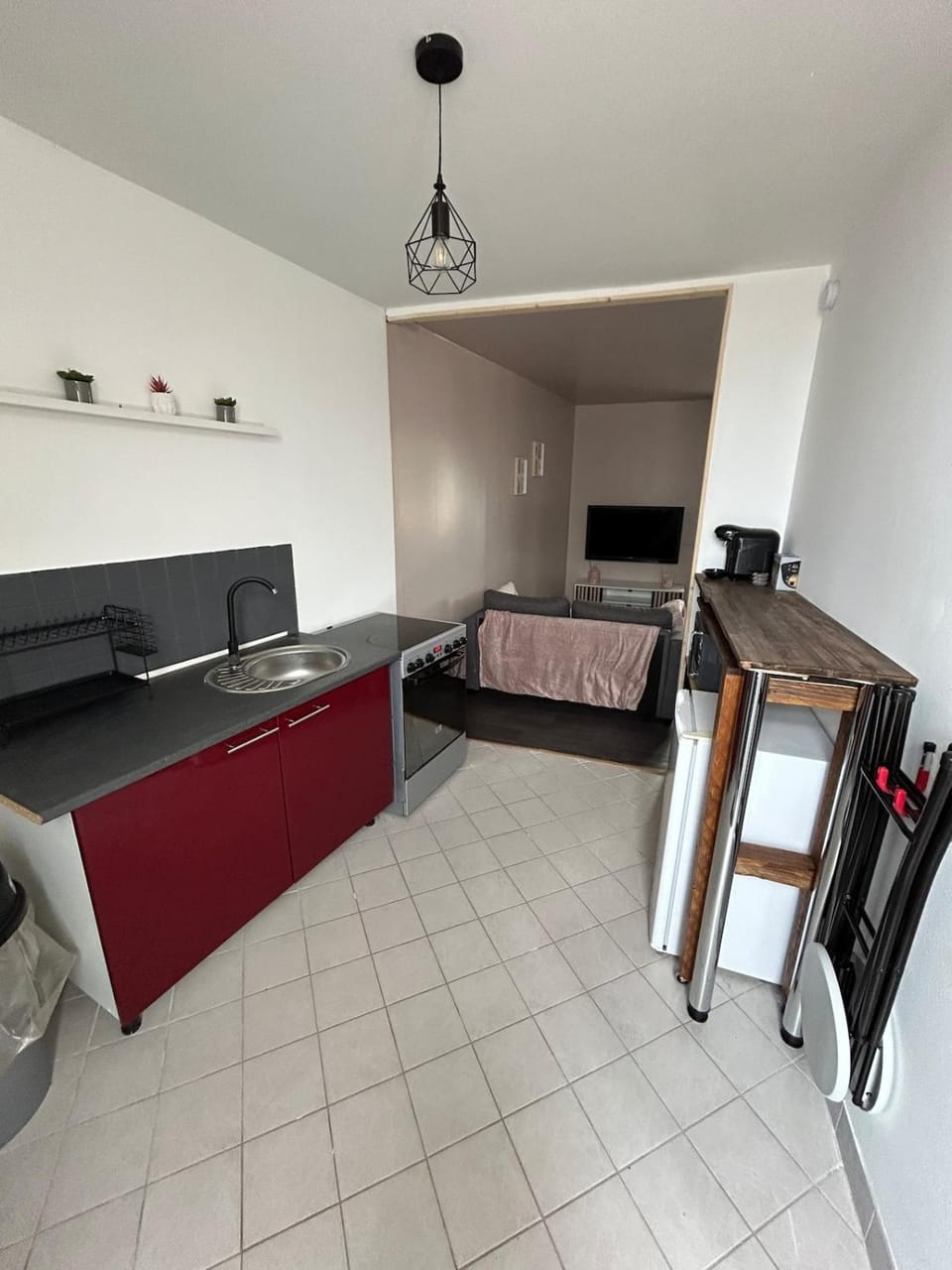Kitchen or kitchenette