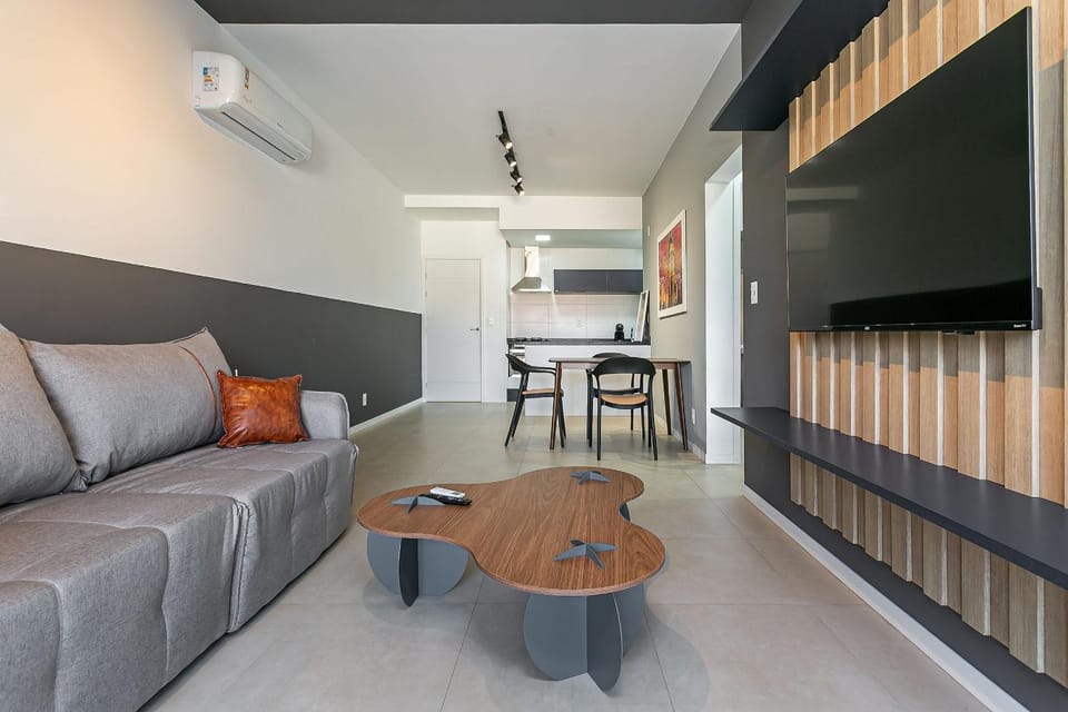 WI-FI 500mb | 50” Smart TV | Pool #CAMP11 Apartment in Florianopolis
