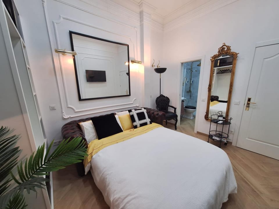 Salamanca Luxury Rooms Bed and Breakfast in Madrid