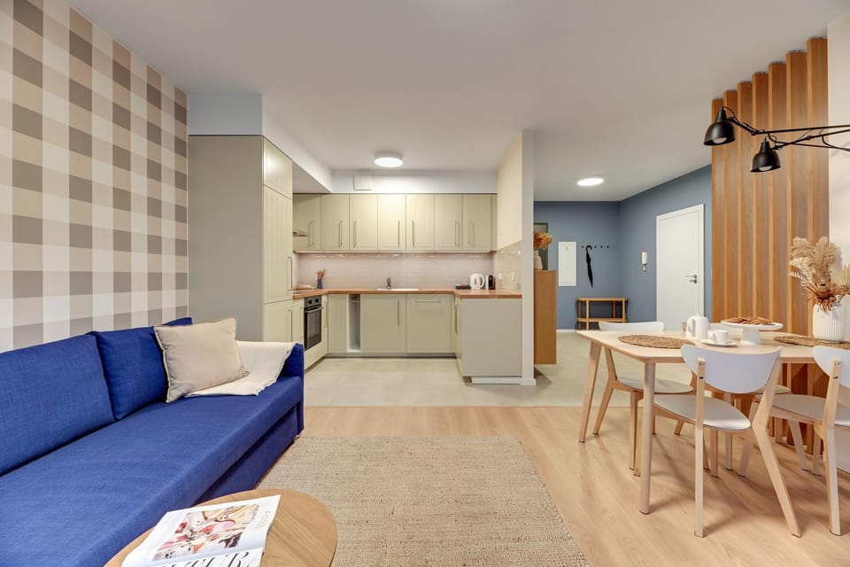 Kitchen or kitchenette, Living room, Seating area, Dining area, stove