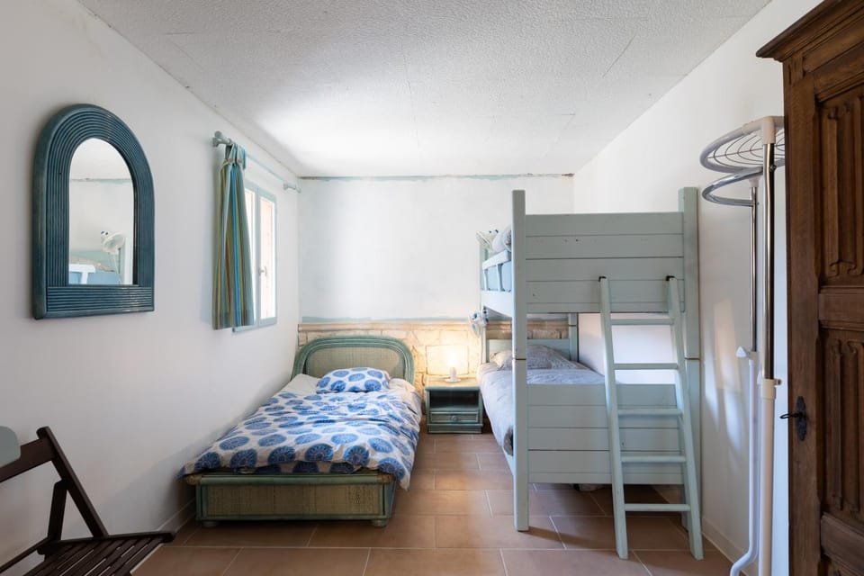 Property building, Living room, Bedroom