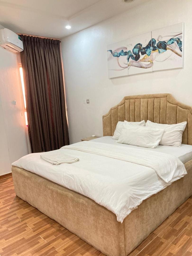 1 Bedroom Studio Apartment Ensuite Shortlet Serviced Apartment With Swimming Pool Apartment in Lagos, Nigeria